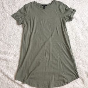 Olive green t-shirt dress!!